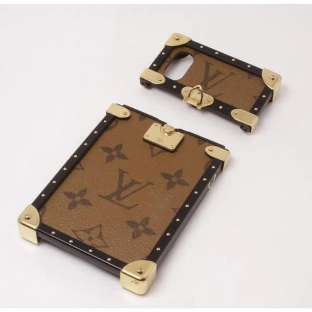 Louis Vuitton Reverse Monogram Eye Trunk iPhone X